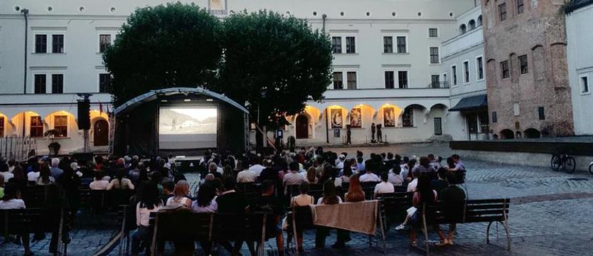 Jutro będzie nasze w zamkowym kinie pod chmurką
