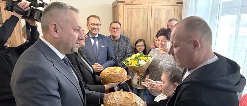 Repatrianci dostali mieszkania w Karlinie