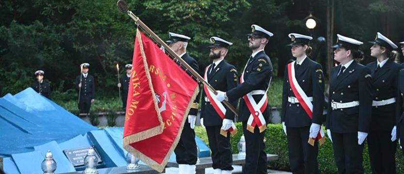 Na apel współautorki pomnika „Tym, którzy nie powrócili z morza”. Fale znów będą szare