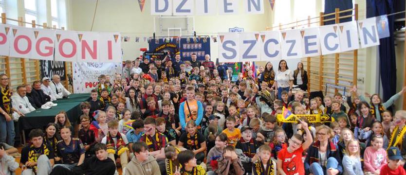 Piłka nożna. Dzień Pogoni w SP-69