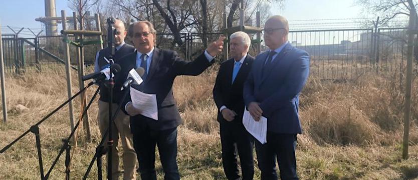 Posłowie PiS zawiadamiają prokuraturę na tle uśpionych Polimerów Police