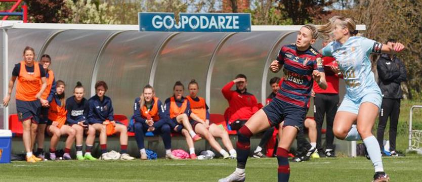 Piłka nożna. Porażka po raz trzeci kobiecej Pogoni
