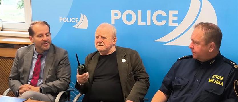 Bez prądu, telefonu, ale z... siecią radiową. Police budują alternatywną sieć łączności na wypadek kryzysu