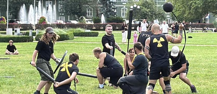 Na Jasnych Błoniach pokazali jak grać w juggera