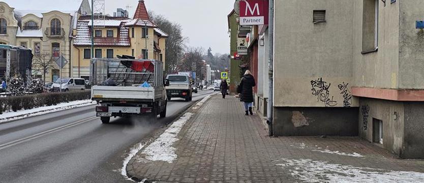 Nie ma ciężarówek, więc jest bezpieczniej?