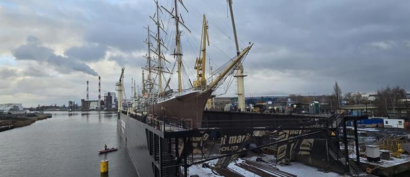 „Dar Młodzieży” przechodzi remont