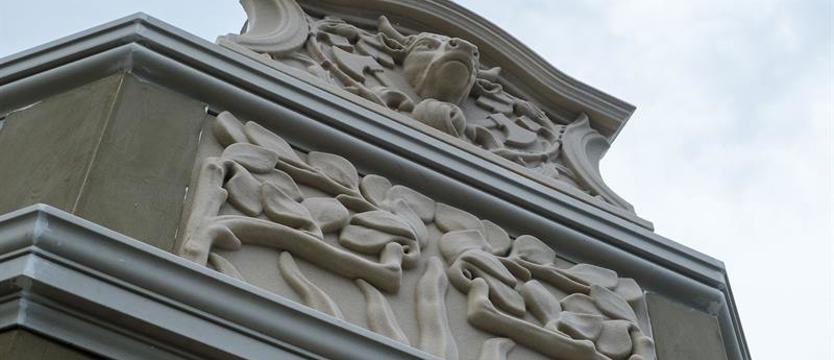 Byk znów patrzy na Podjuchy. Historyczny „stary rzeźnik” odzyskuje swój charakter