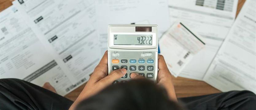 Pies zjadł kartę, więc dłużnik nie zapłaci. Długi konsumentów sięgają już 45,2 mld zł