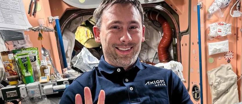 Sławosz Uznański-Wiśniewski połączy się we wtorek z młodzieżą z Polski