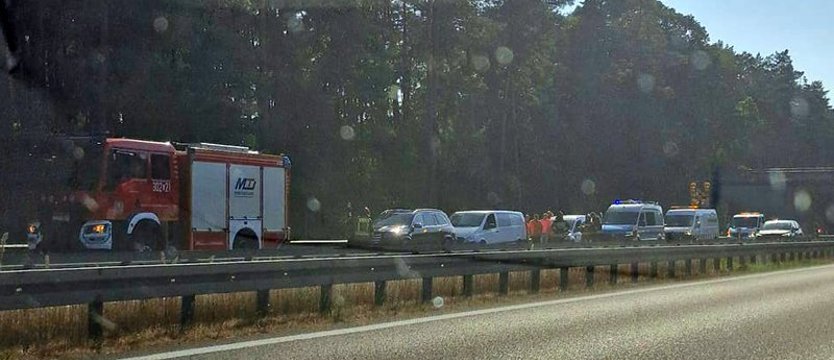 Kolizja na A6/S3 pod Szczecinem. Zator na drodze w kierunku Świnoujścia