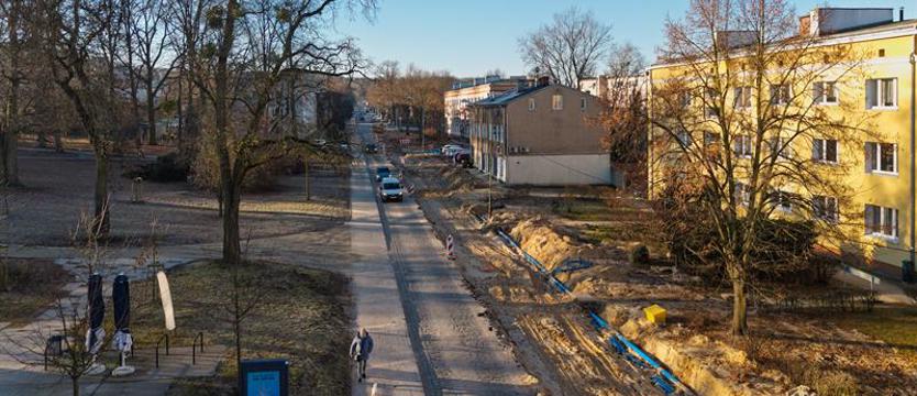 Koniec zimowej przerwy. Drogowcy wrócili na ulice Smoczą i Krzemienną