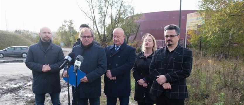 Sprawa bazy paliw w Podjuchach. PiS idzie do prokuratury