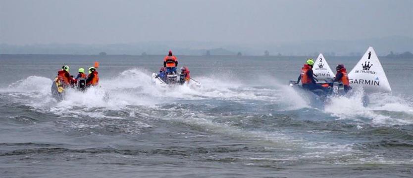 Sporty motorowodne. Ślizg wzmocniony posiłkami z Hamburgu