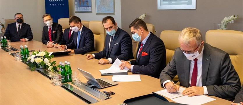 Zbudują terminal gazu płynnego w Policach? Na razie podpisali list intencyjny