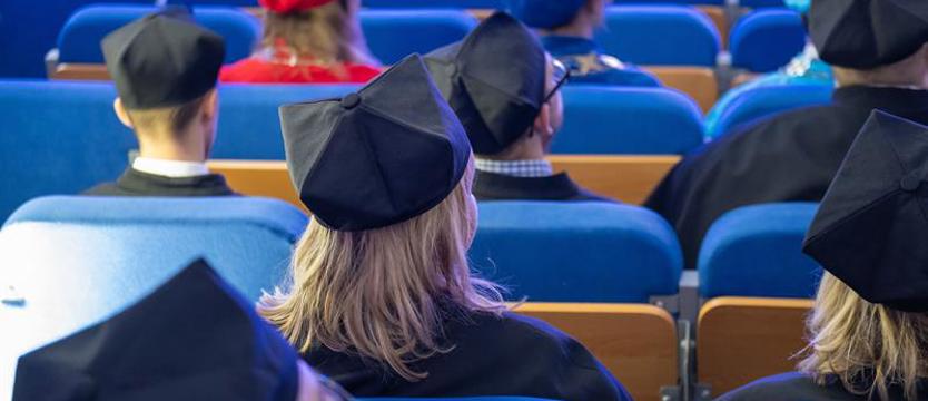 Studentowi na zdrowie. Zadbaj o formalności