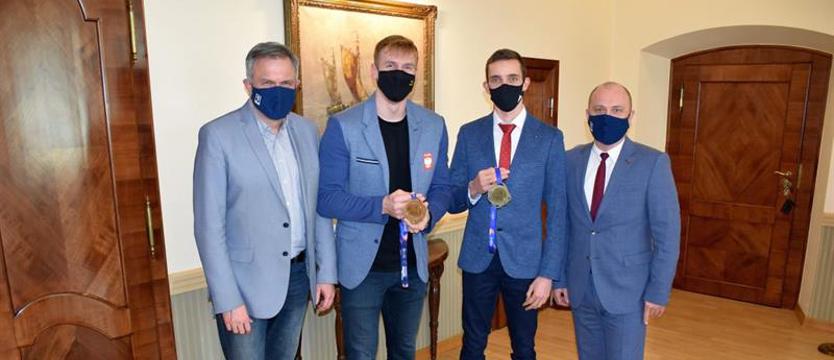 Lekkoatletyka. Medaliści mistrzostw Europy u Piotra Krzystka