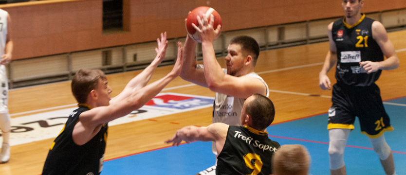Koszykówka. Ogniwo wygrało z rezerwami Trefla Sopot. Seria zwycięstw trwa