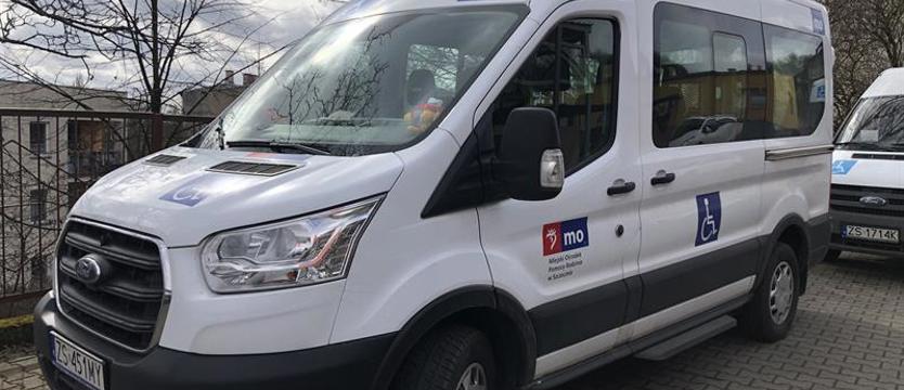 Długie trasy, spóźnienia, odbiory przed końcem lekcji
