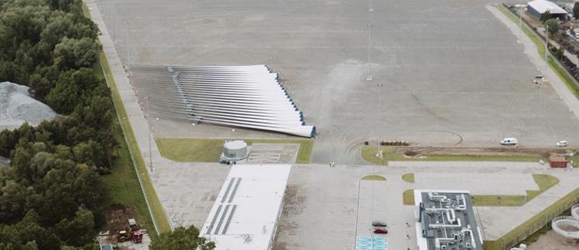 „Efekt wspólnych, konsekwentnych działań”. Kolejna firma skorzysta z terminala w Świnoujściu