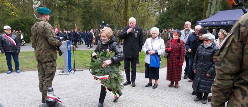 Hołd dla ofiar Zbrodni Katyńskiej