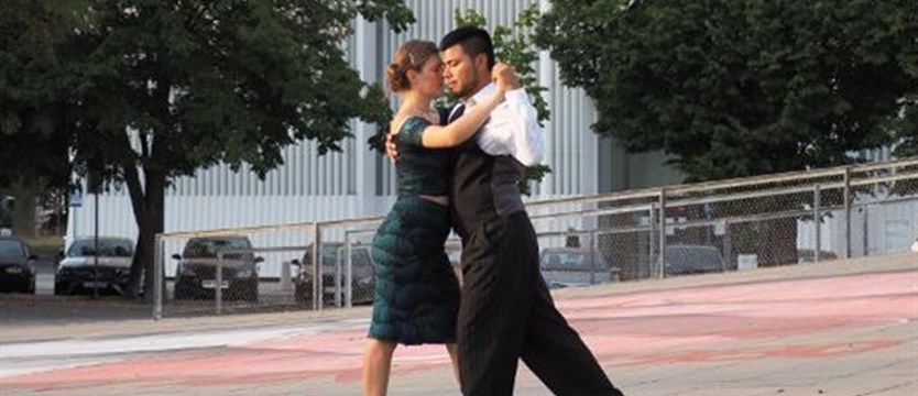 Chcesz nauczyć się tańczyć tango? Przyjdź 1 maja pod pomnik Trzech Orłów