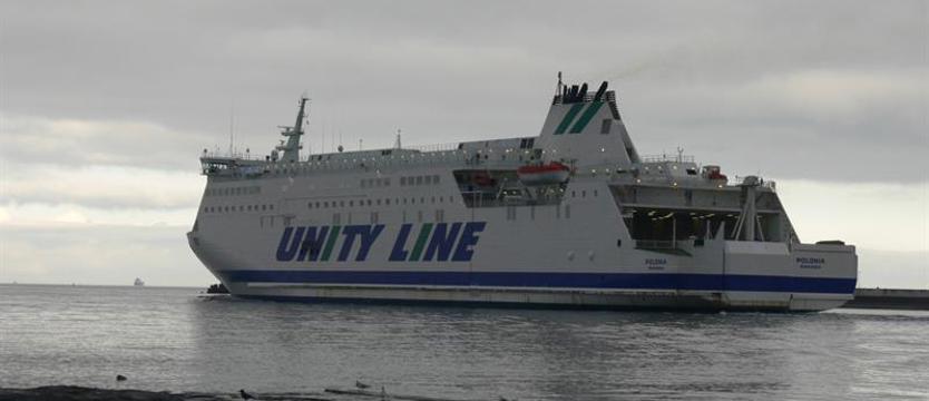 Odwołane rejsy z powodu lodu na Bałtyku. Promy mogą pływać w konwojach