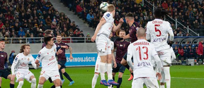 Piłka nożna. Pogoń z Wisłą w finale Pucharu Polski