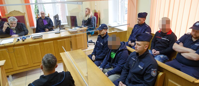 Szczeciński sąd skierował do ponownego rozpatrzenia sprawę oskarżonych o podpalenie bezdomnego