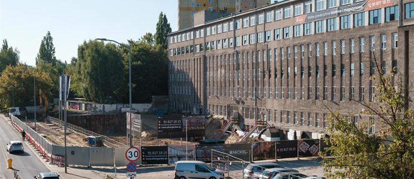 Będzie kompleks mieszkaniowo-usługowy przy dawnym budynku telekomunikacji