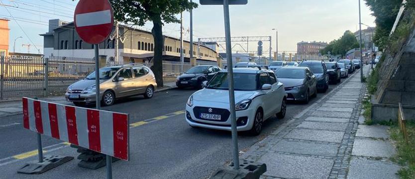 Za ciasno przy Owocowej [SONDA]