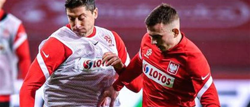 Piłka nożna. Kacper Kozłowski łamie kolejne bariery