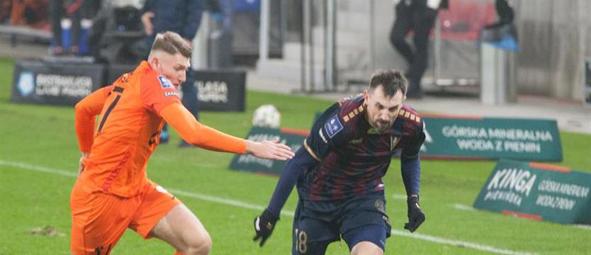 Piłka nożna. Lubin szczęśliwy dla Pogoni, lecz martwią kontuzje