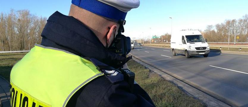 Miesiąc obowiązywania nowych przepisów. Ilu kierowców straciło prawo jazdy?
