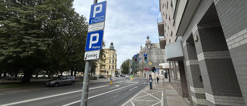 Kierowcy się irytują, prokuratura tłumaczy opóźnienia
