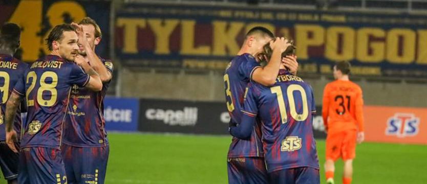 Piłka nożna. Pogoń jedzie do GKS-u Katowice