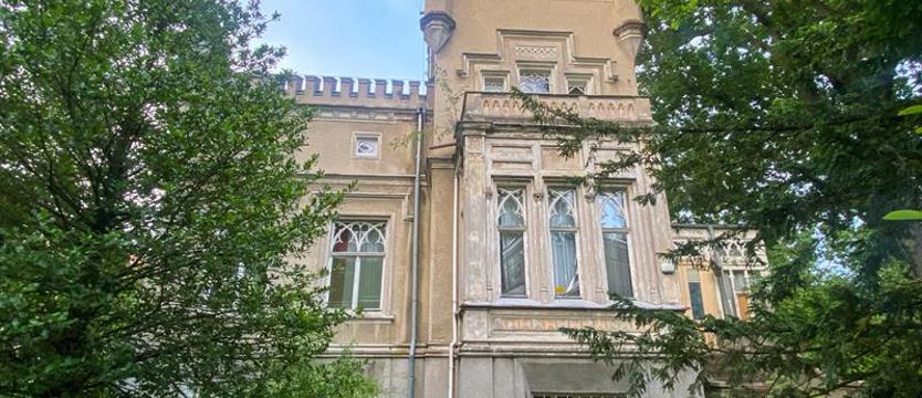 Willa przy al. Wojska Polskiego na sprzedaż