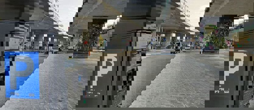 Parking pod Trasą Zamkową nieczynny