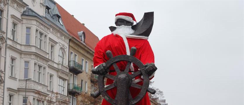Zapuścił białą brodę, przywdział czerwony strój... Szczeciński marynarz już świąteczny