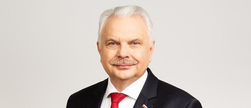 Waldemar Kraska: 15 tys. osób w Polsce otrzymało trzecią dawką szczepionki przeciwko COVID-19