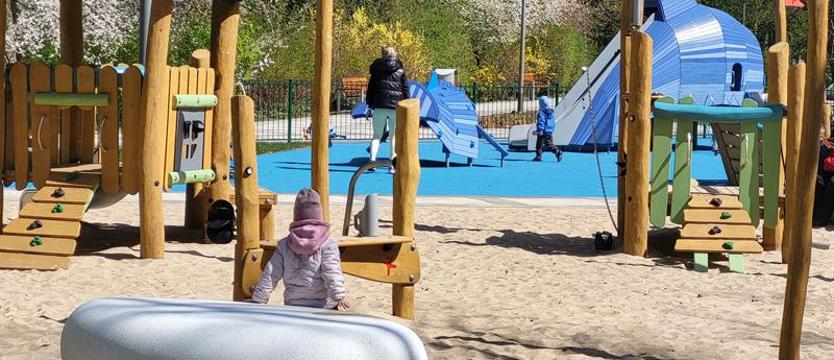 Kary za plac zabaw. Kołobrzeg zyskał na nieterminowości wykonawcy