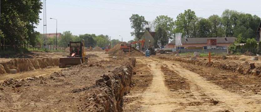 Trwa budowa nowej drogi i torowiska w Szczecinie