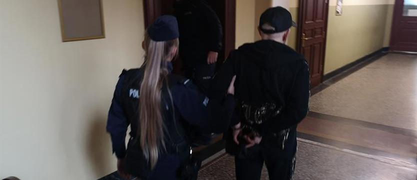 Proces notariuszy i ich klientów nadal trwa. Cezary P. nie ostrzegał przed oszustami