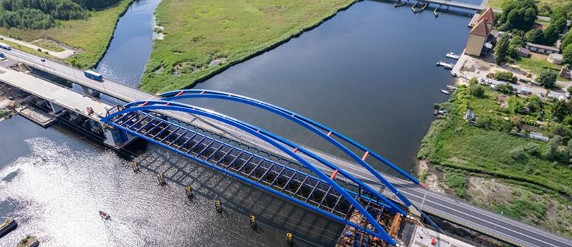 Konstrukcja nowego mostu w Wolinie już nad Dziwną