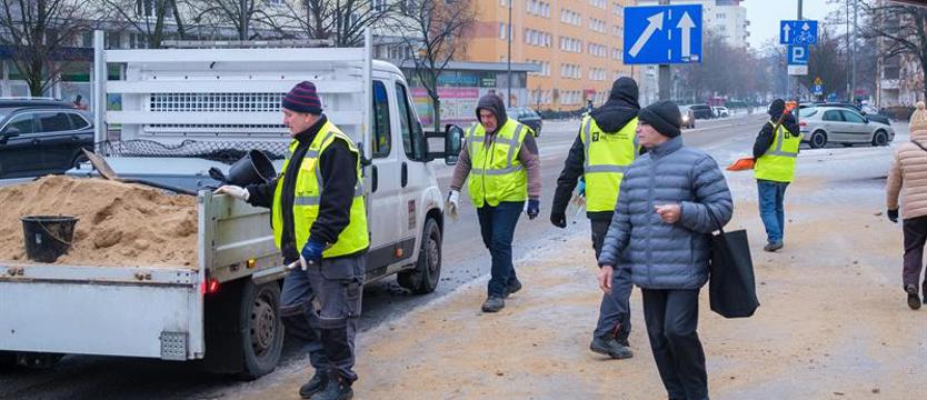 W Szczecinie jest mniej ślisko niż w pamiętny poniedziałek