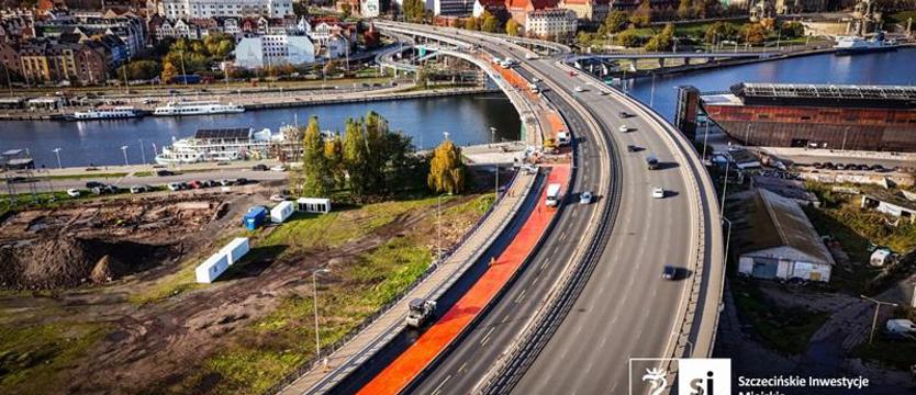 Modernizują Trasę Zamkową. Trwa układanie nawierzchni