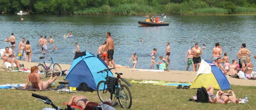 Ratownicy wrócili na plaże. Sezon na miejskich kąpieliskach