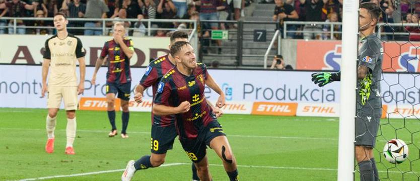 Piłka nożna. Kacper Łukasiak opuszcza Pogoń