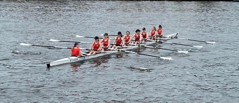 Wioślarstwo. PUM na fali