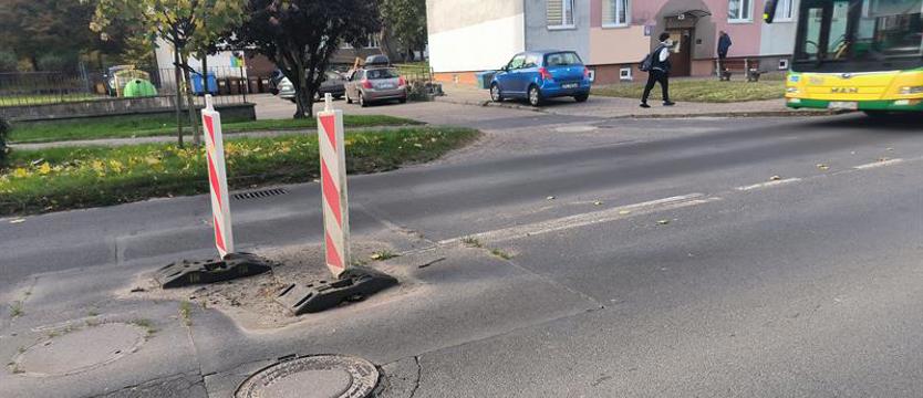 Słupki zamiast remontu?