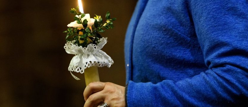 W Wielką Sobotę katolicy odnawiają przyrzeczenia chrzcielne